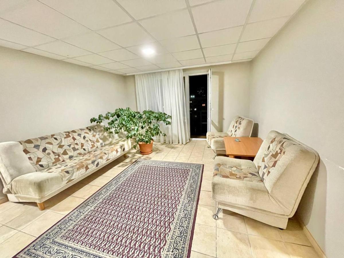 Hotel 7F Kiev Dış mekan fotoğraf