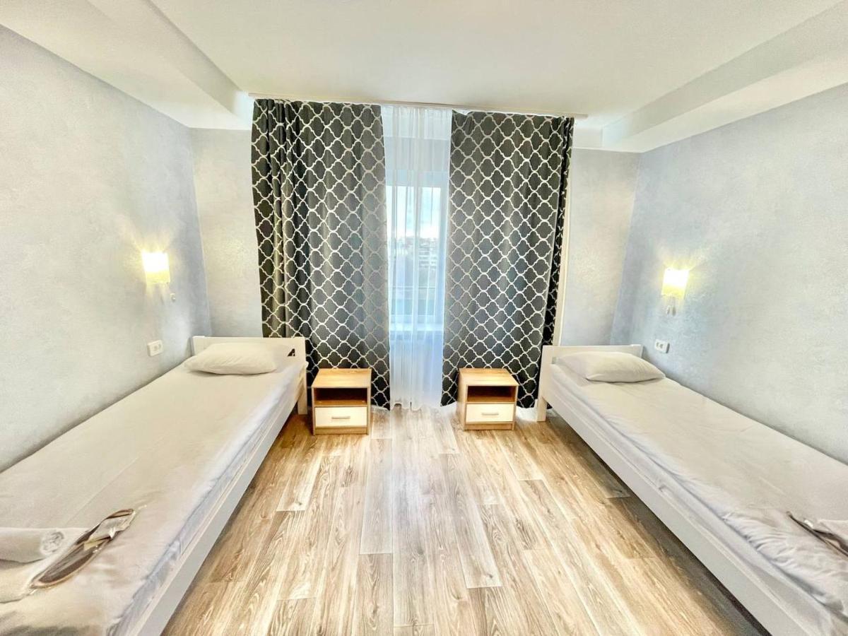 Hotel 7F Kiev Dış mekan fotoğraf