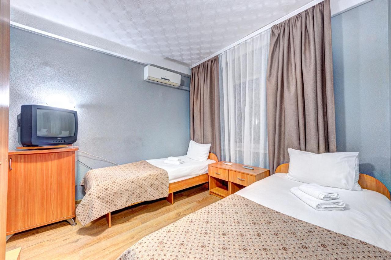 Hotel 7F Kiev Dış mekan fotoğraf
