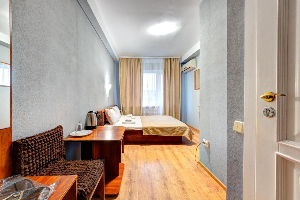 Hotel 7F Kiev Dış mekan fotoğraf