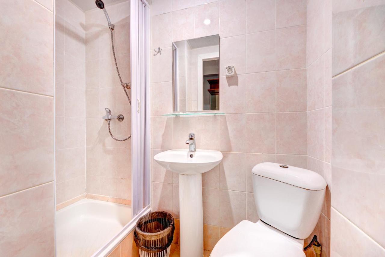 Hotel 7F Kiev Dış mekan fotoğraf